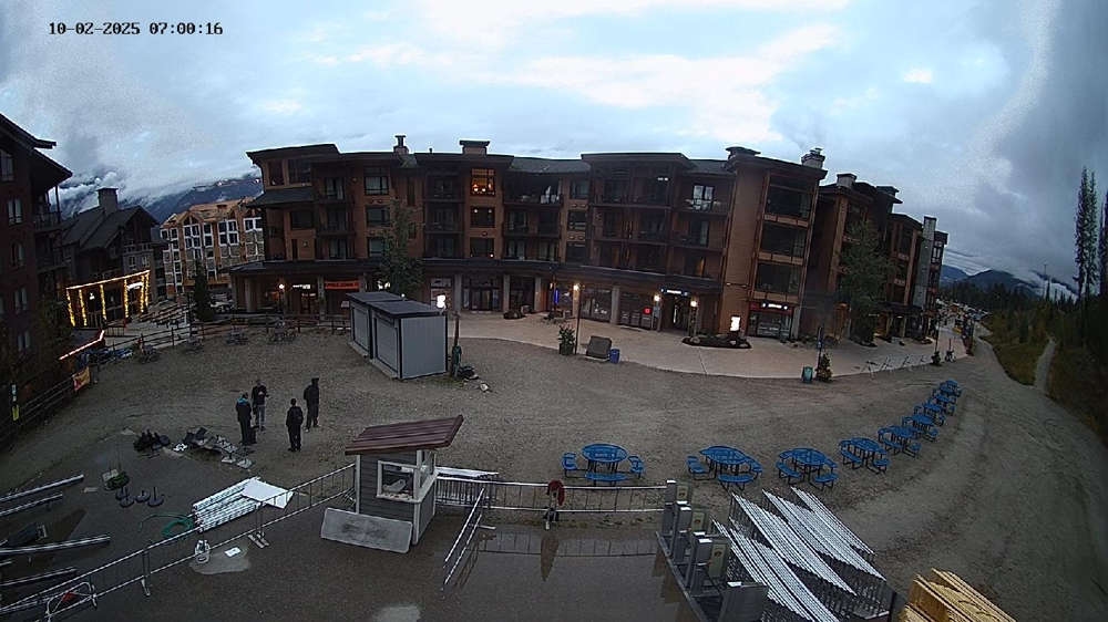 Revelstoke: Village Cam