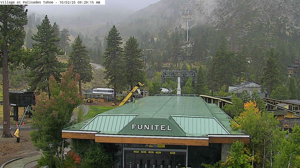 Palisades Tahoe - Olympic Valley Base 6200' Cam
