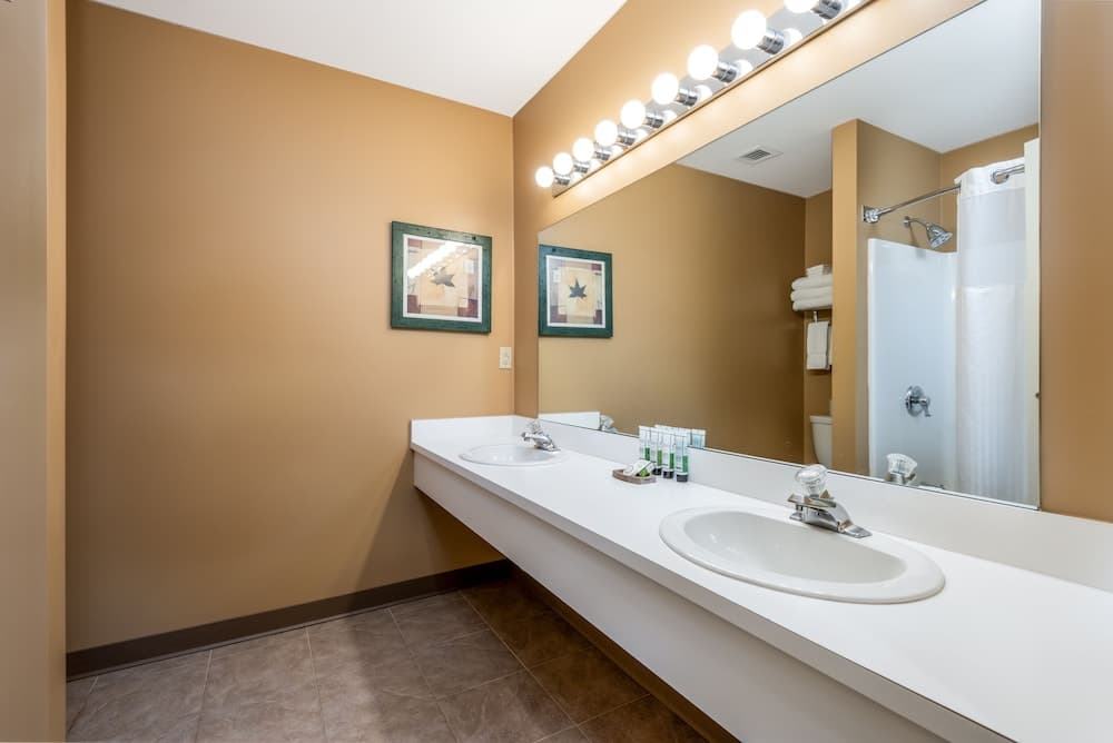 Bathroom sink