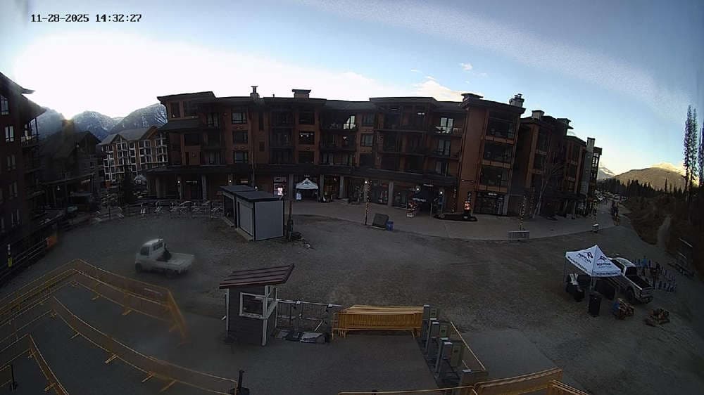 Revelstoke: Village Cam